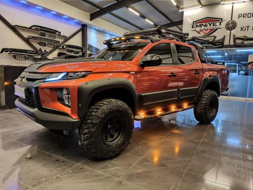 MITSUBISHI L200 2019 - VE ÜZERİ UYUMLU ÇAMURLUK SETİ